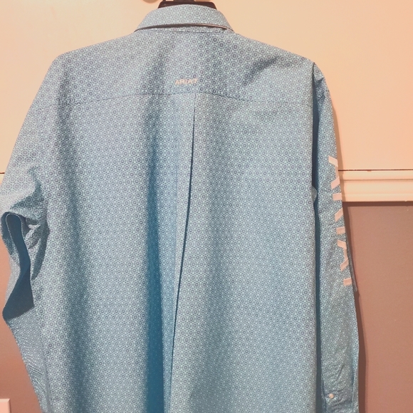 Ariat Team Logo Long Sleeve Shirt - Picture 2 of 10